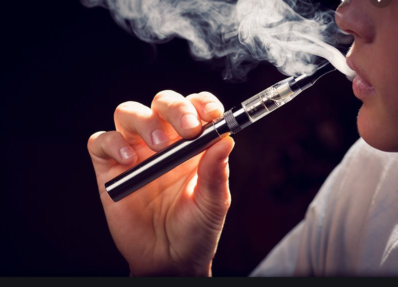 New+Questions+Raised+About+the+Dangers+of+Vaping