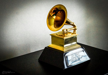 Grammy statuette. Image via Wikimedia Commons.